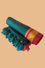 GULEDGUDDA KHANA COTTON DUPPATTA WITH TASSELS