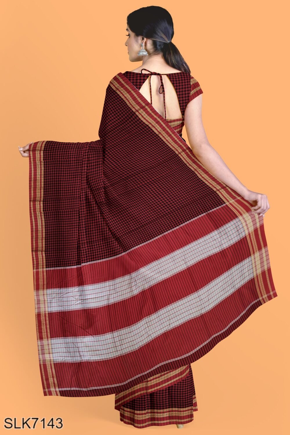 BANAHATTI COTTON SAREE WITH TRADITIONAL BORDER