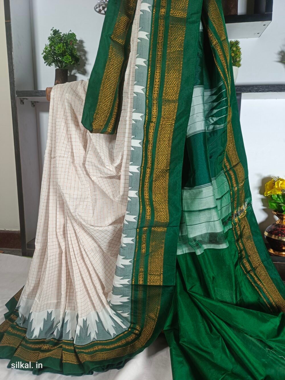 Ilkal Chandrunga Temple Saree