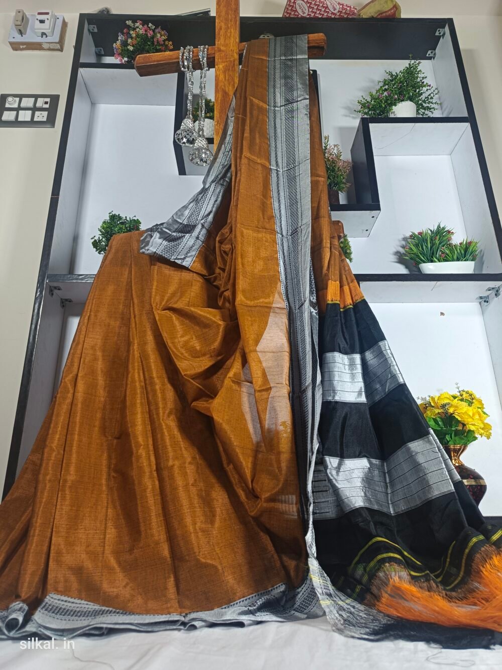 Ilkal Handloom Viscose Cotton Silk Chikki Paras Border Saree