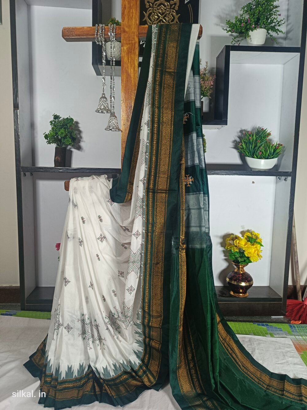 Ilkal Kasuti Tample Border Sarees
